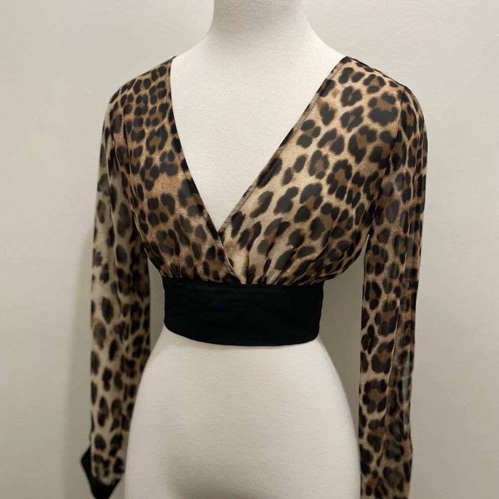 Leopard Print Top - Picture 2 of 4
